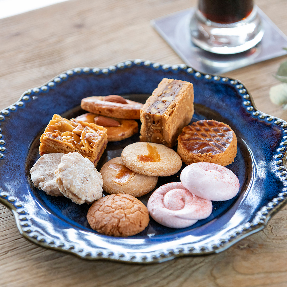 Patisserie Natur-Shiromoto Assorted French Cookies (L-Can)