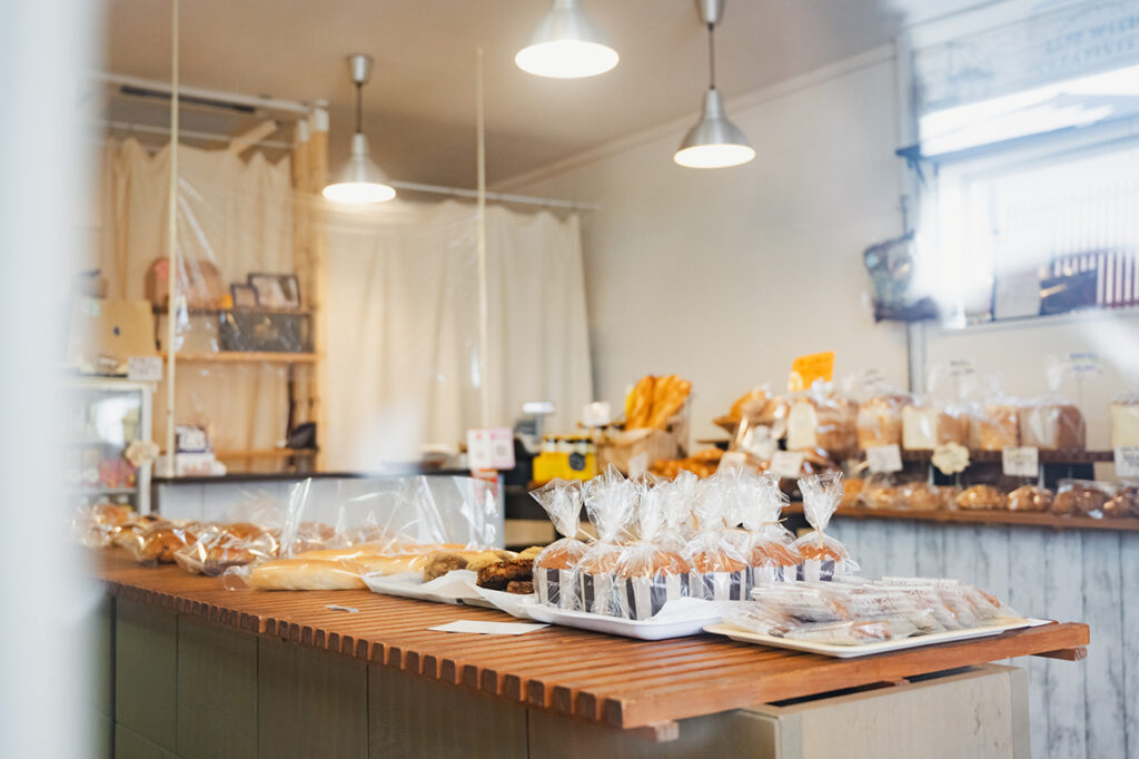 Inside Boulangerie mon coeur