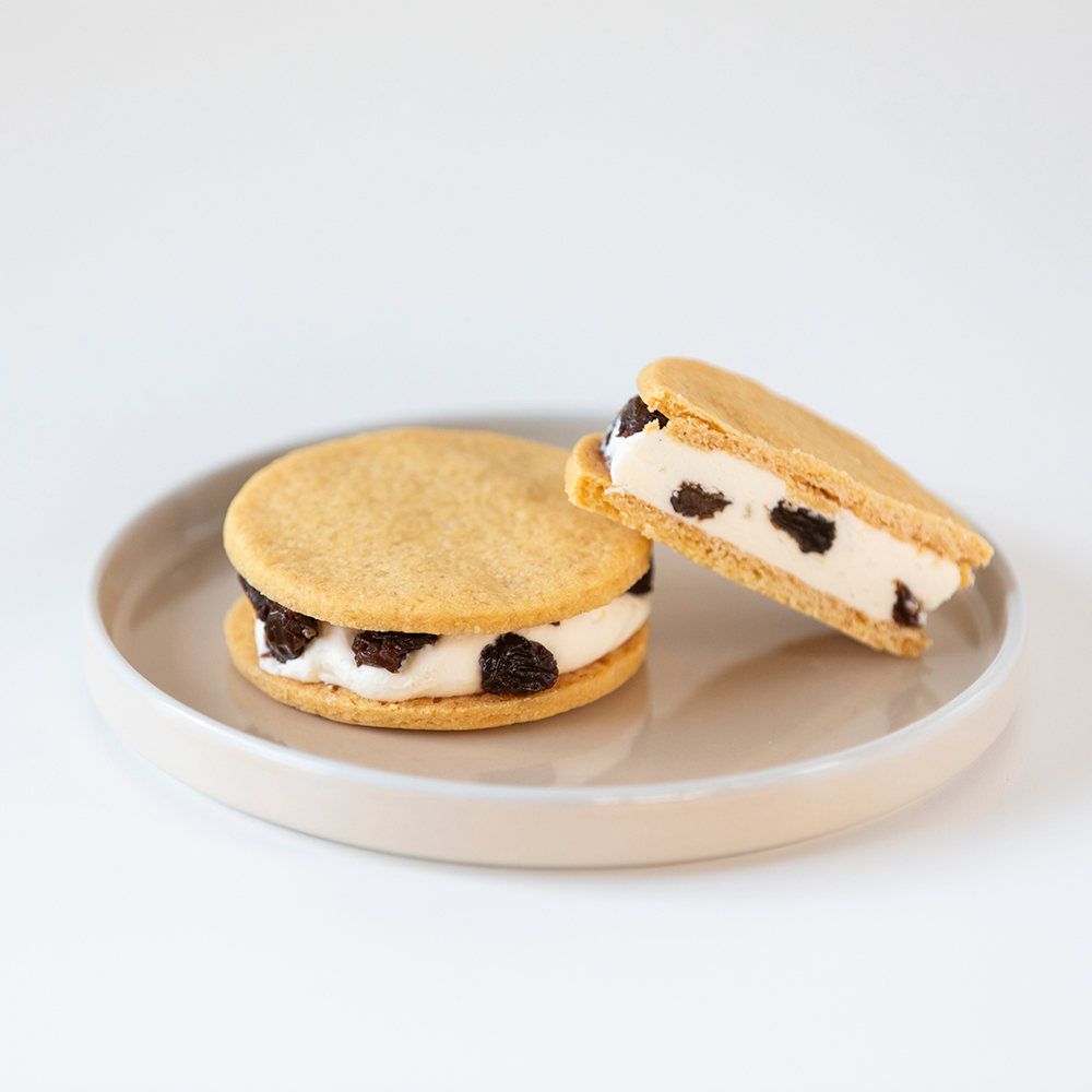 Kaho Kaho White Chocolate Butter Sandwich Cookie Set