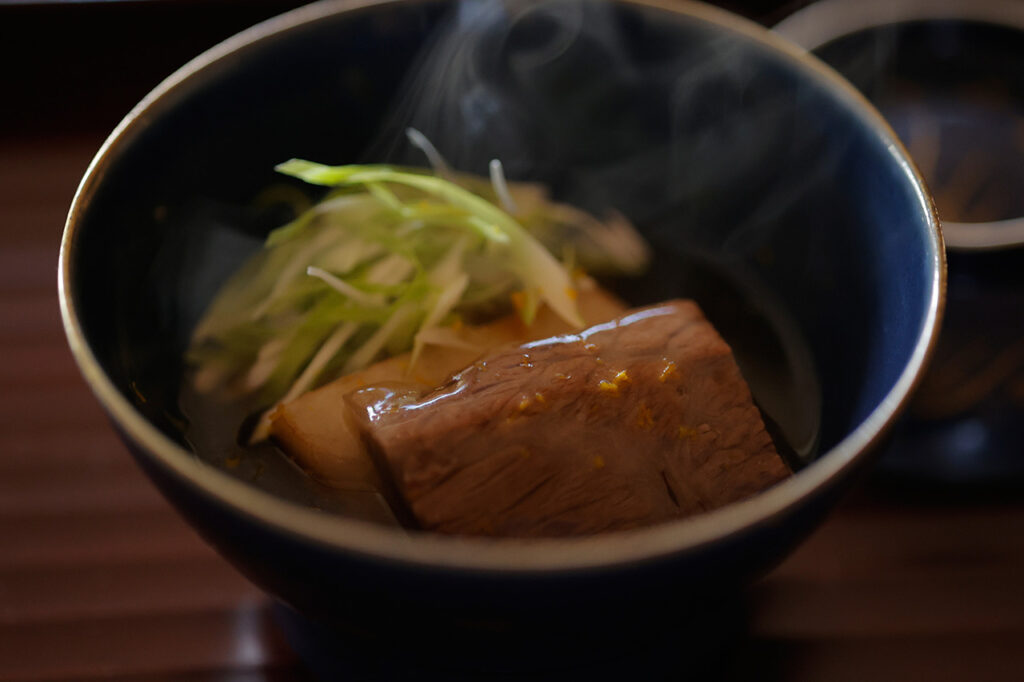 廣澤の料理（朝州煮和牛）