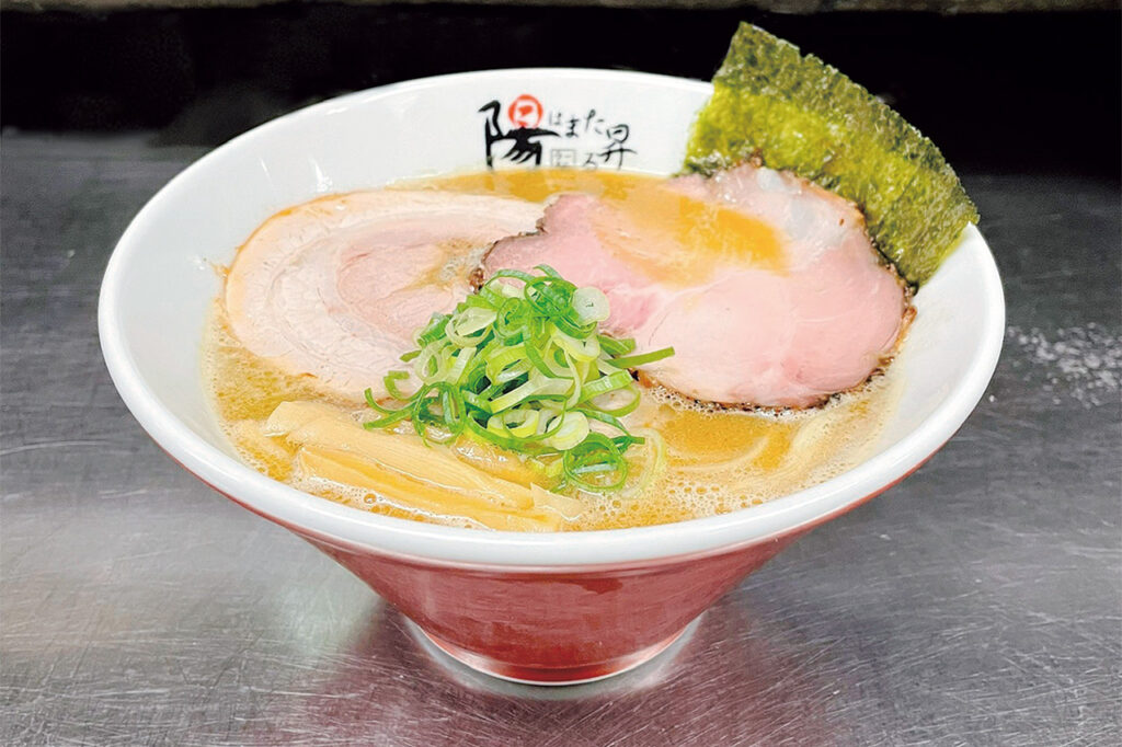 ［Ramen Noodles: Tori Tonkotsu Ramen (chicken bone broth)