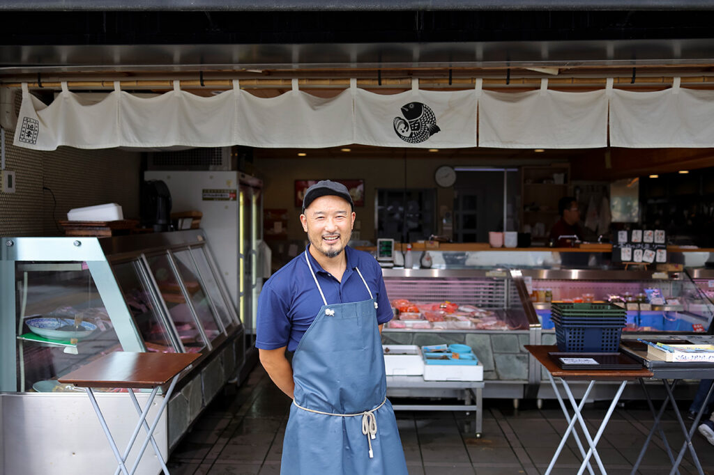 近幸の店主