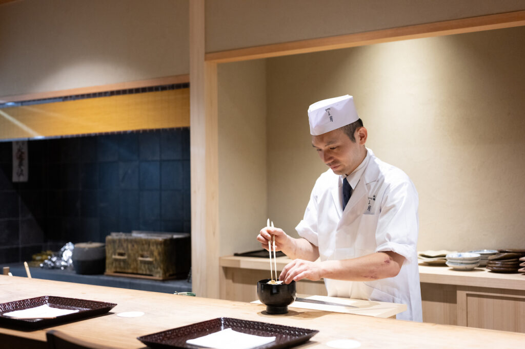 祇園 やま岸の料理長・日根野谷さん