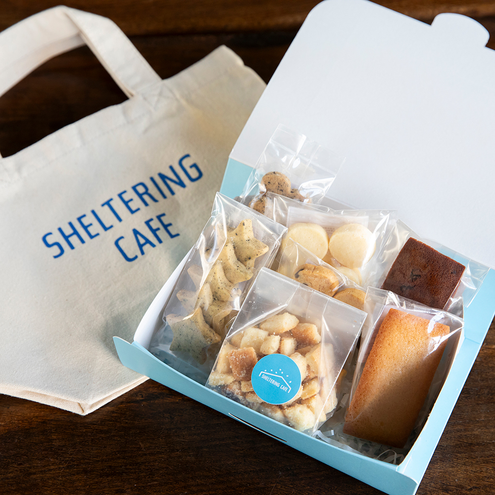 SHELTERING CAFE baked sweets & original lunch bag set