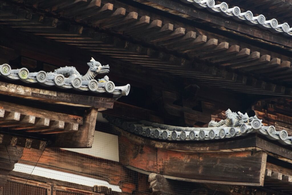 Roof of Kondo hall, Toji temple