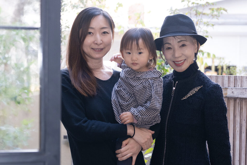 last drop owner Suemi Nakayama and her daughter Aki