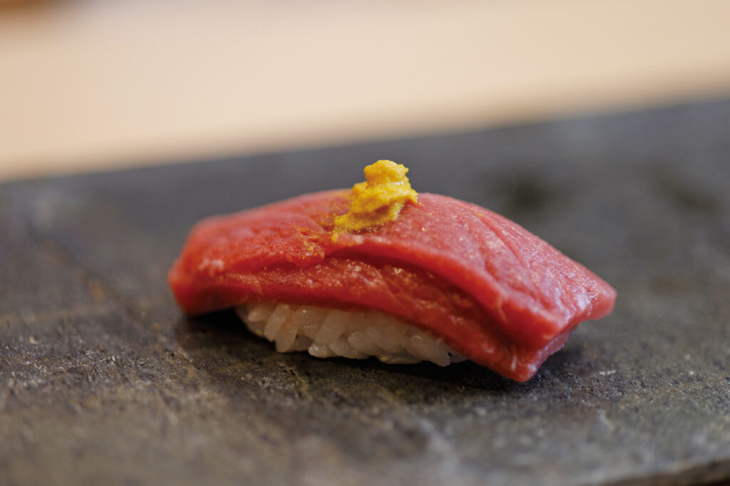 Sushi Eiro's blood claws