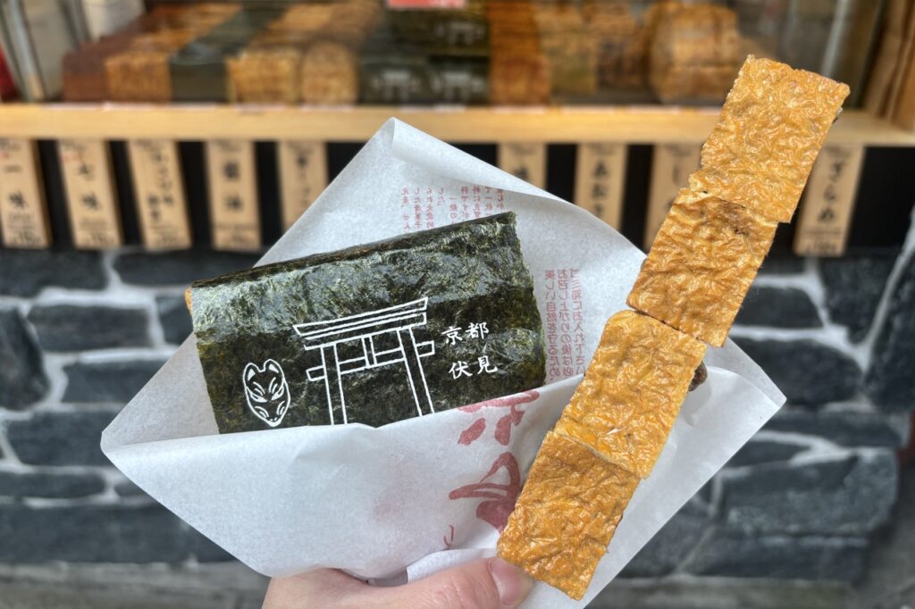 Terakoya Honpo's Mochiyaki Senbei (rice crackers) and Nure Okaki (rice crackers on skewers)