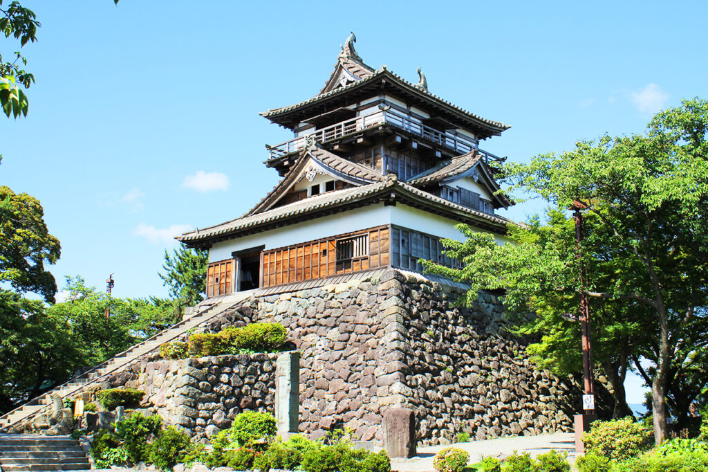 Maruoka Castle