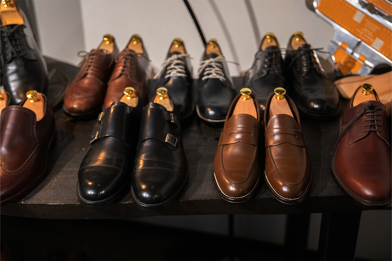 Visit OWN KYOTO in Fushimi to find your favorite leather shoes and