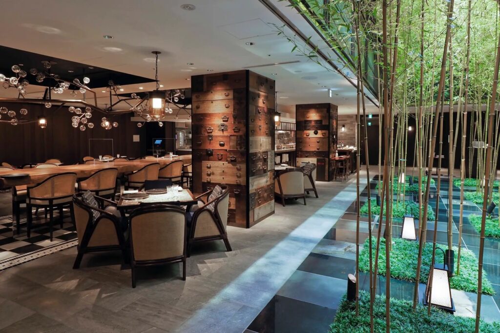 GRILL 54TH 내부