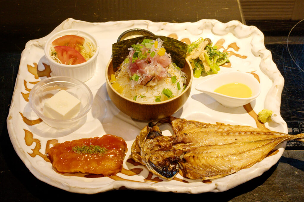 호화 밥 1200엔