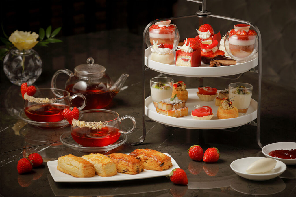 フォーシーズンズホテル京都　ストロベリーアフタヌーンティー