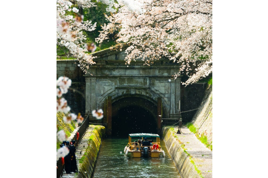 琵琶湖疏水　第一トンネル東口洞門