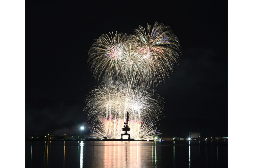 みなと舞鶴ちゃった花火大会2025