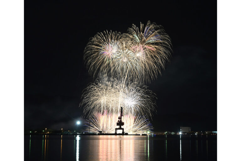 みなと舞鶴ちゃった花火大会2025