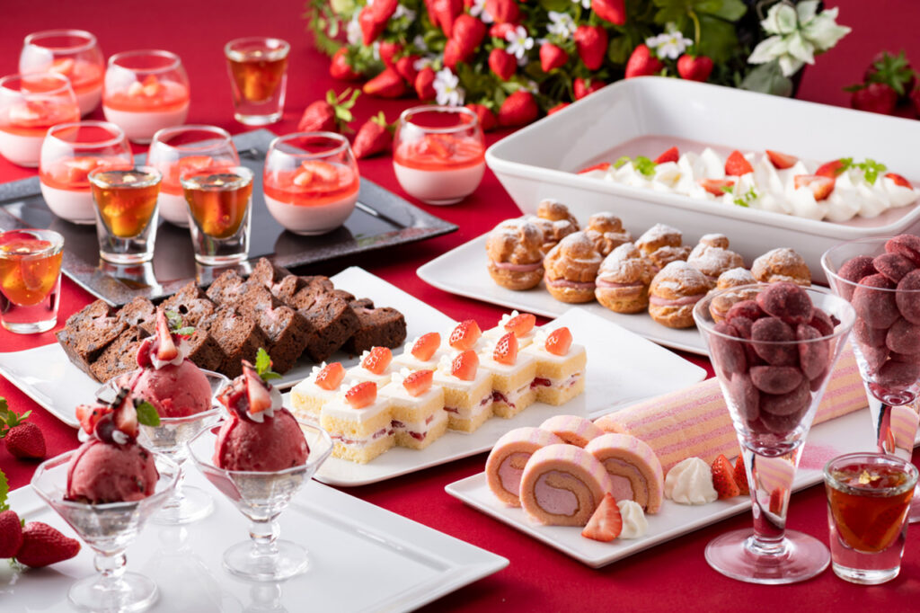 京都東急ホテル　ハーフブッフェ & ストロベリーデザートフェア