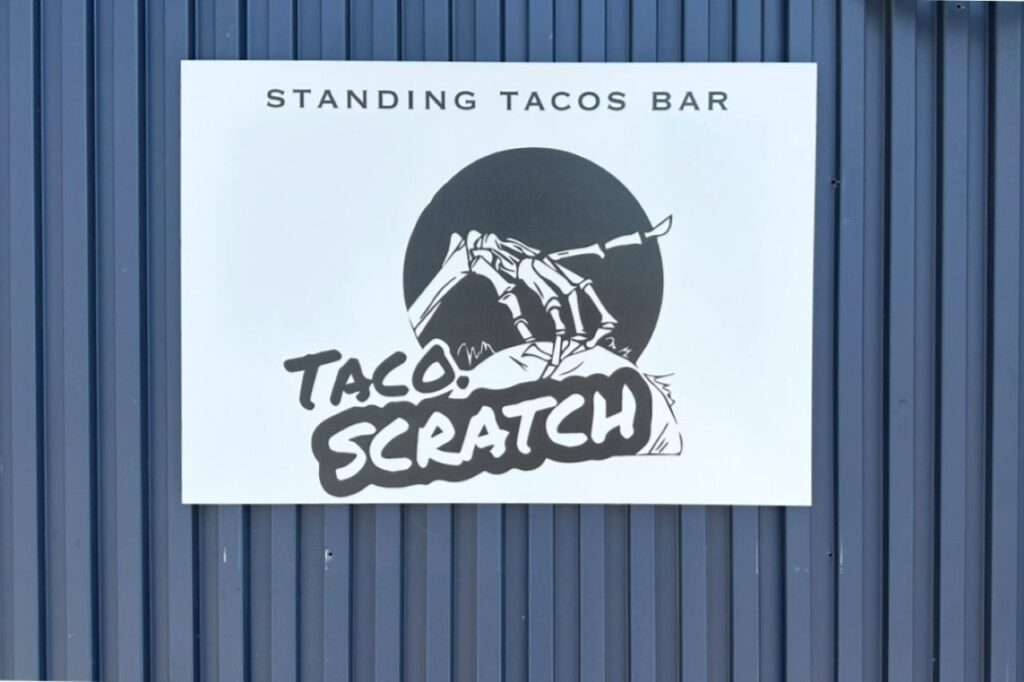 タコスクラッチ　外観