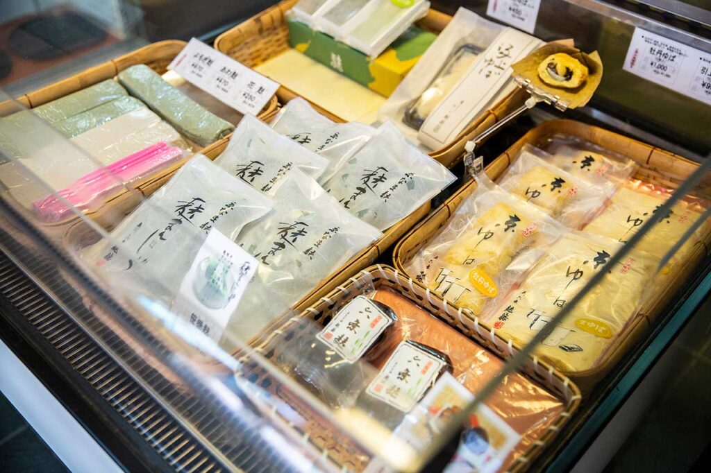 京なまふ麸藤 店内