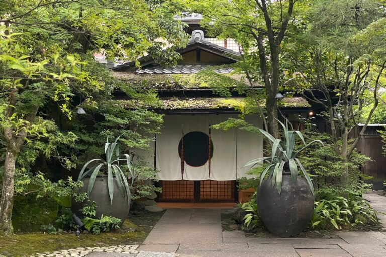くろどう　外観