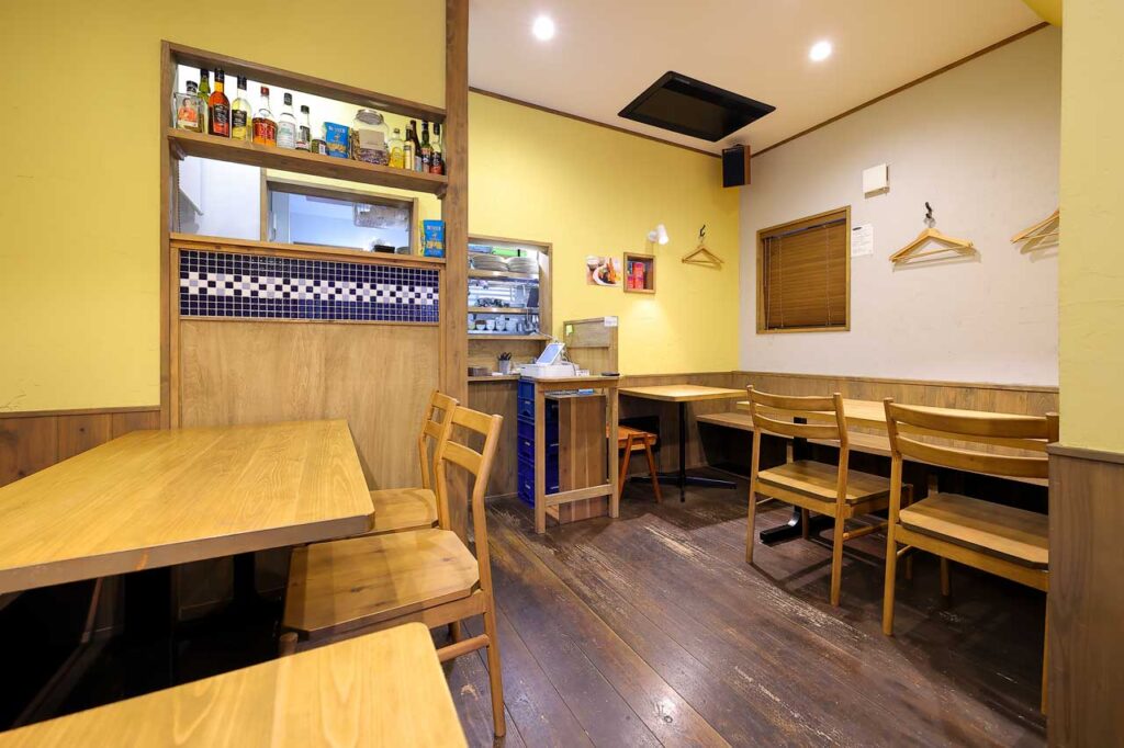 河村食堂 店内