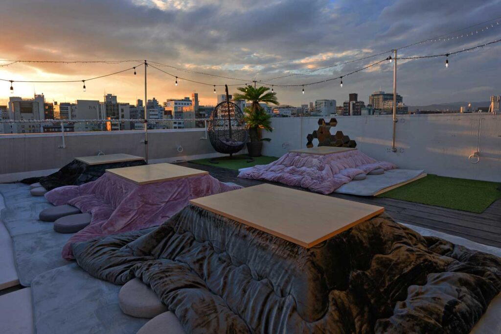 Bistro×Bar HAKONIWA こたつテラス