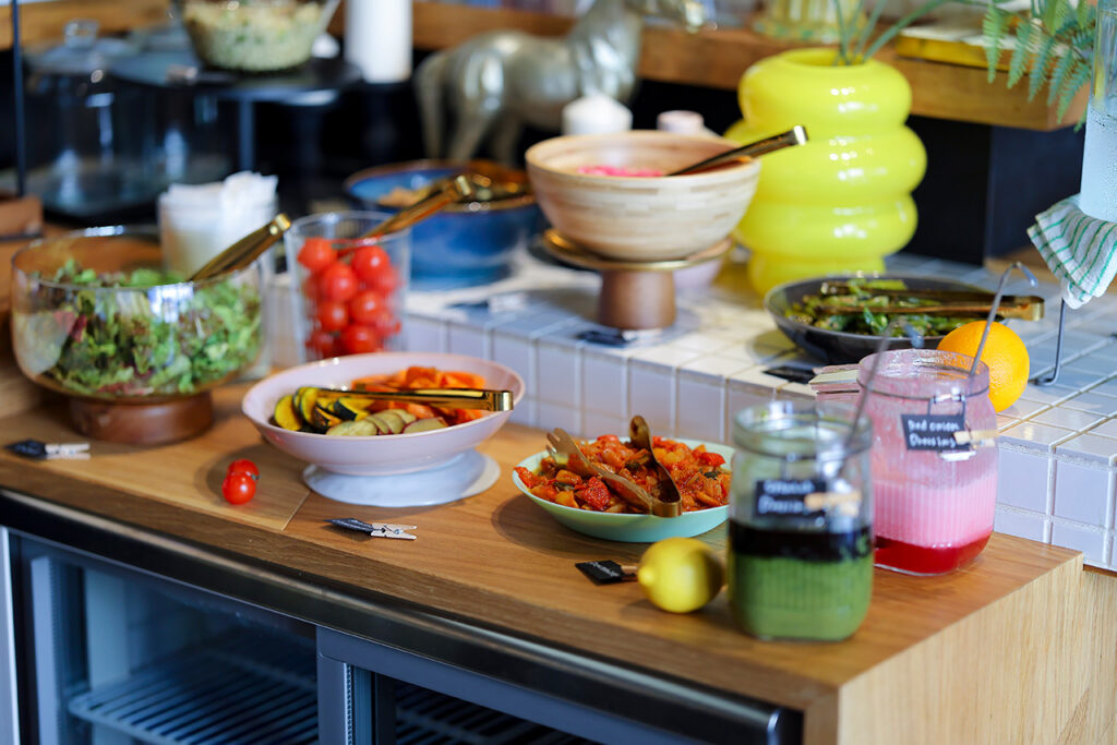 LE PAIN IKARIYA KYOTO 惣菜のブッフェ