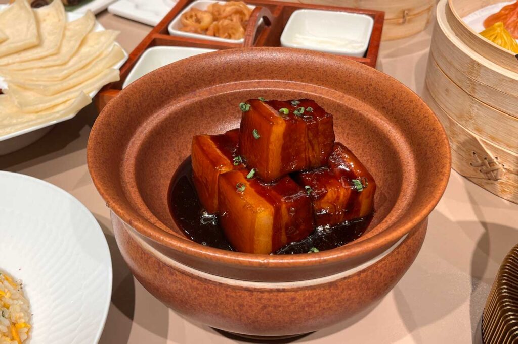 Paradise Dynasty 名物 豚バラ肉の甘辛煮込