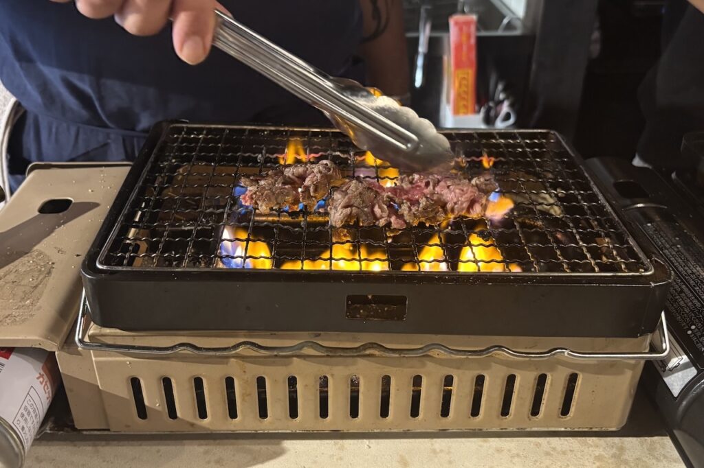 ドスタコスヤサカ