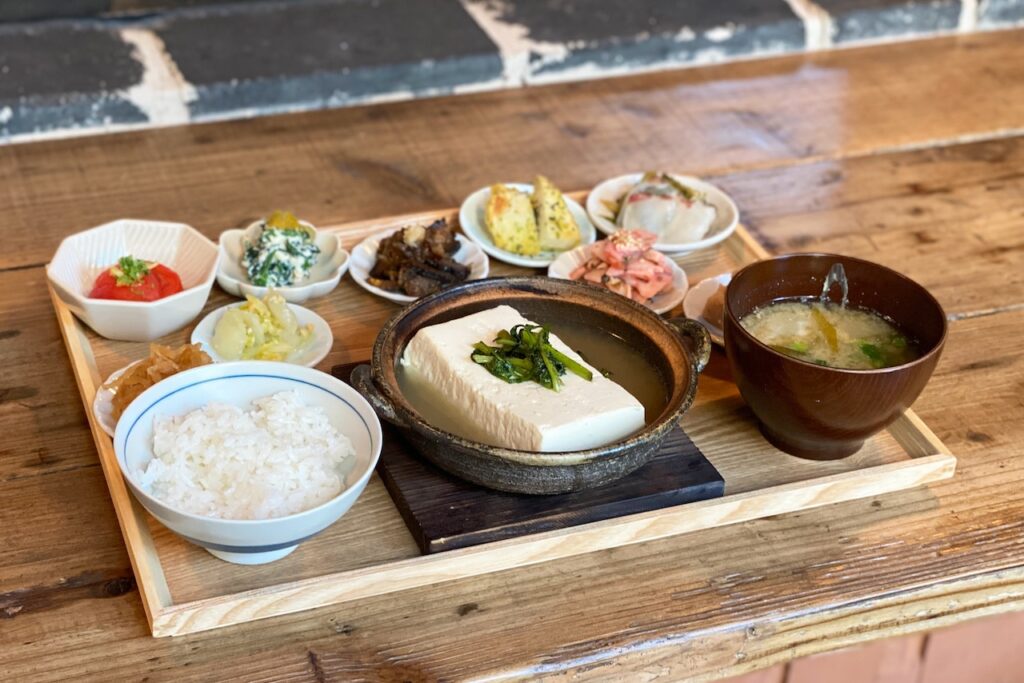 炭棲堂の朝ごはん