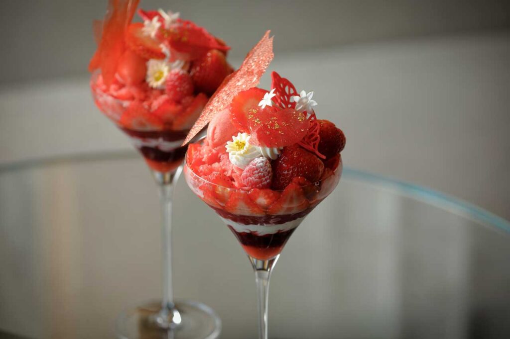 フォーシーズンズホテル いちごパフェ