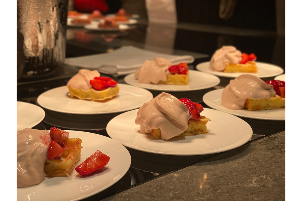 ヒルトン京都　「ストロベリーにメロメロ❤～Strawberry Addict～」