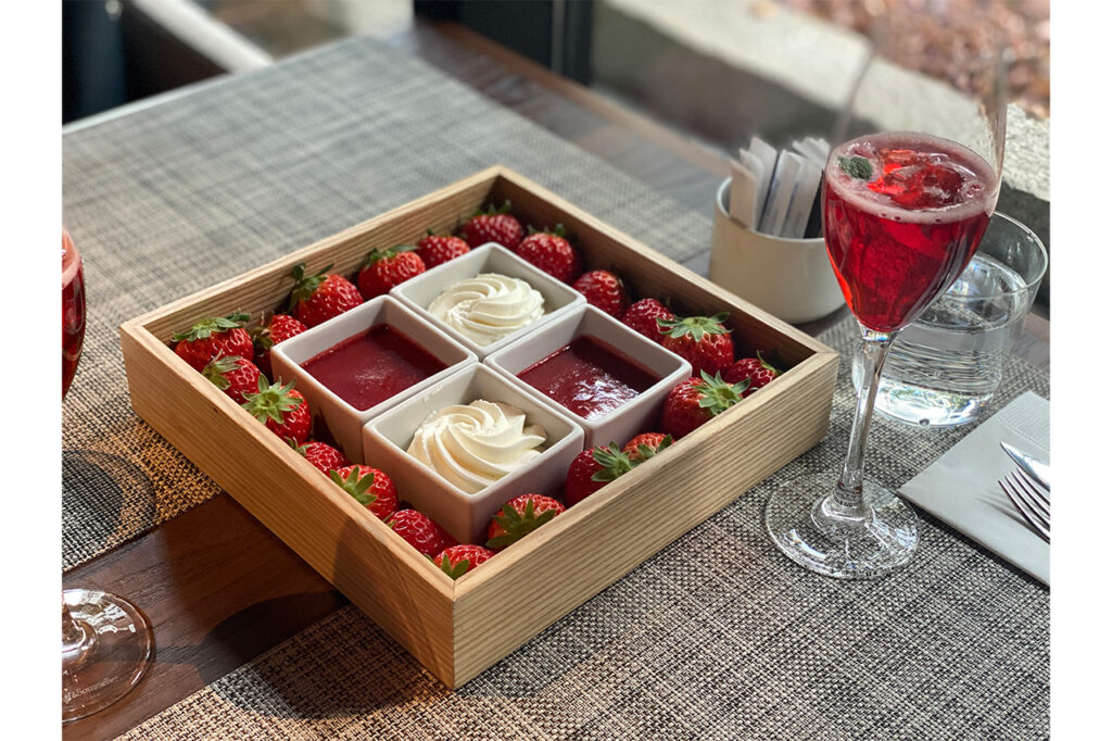 ヒルトン京都　「ストロベリーにメロメロ❤～Strawberry Addict～」