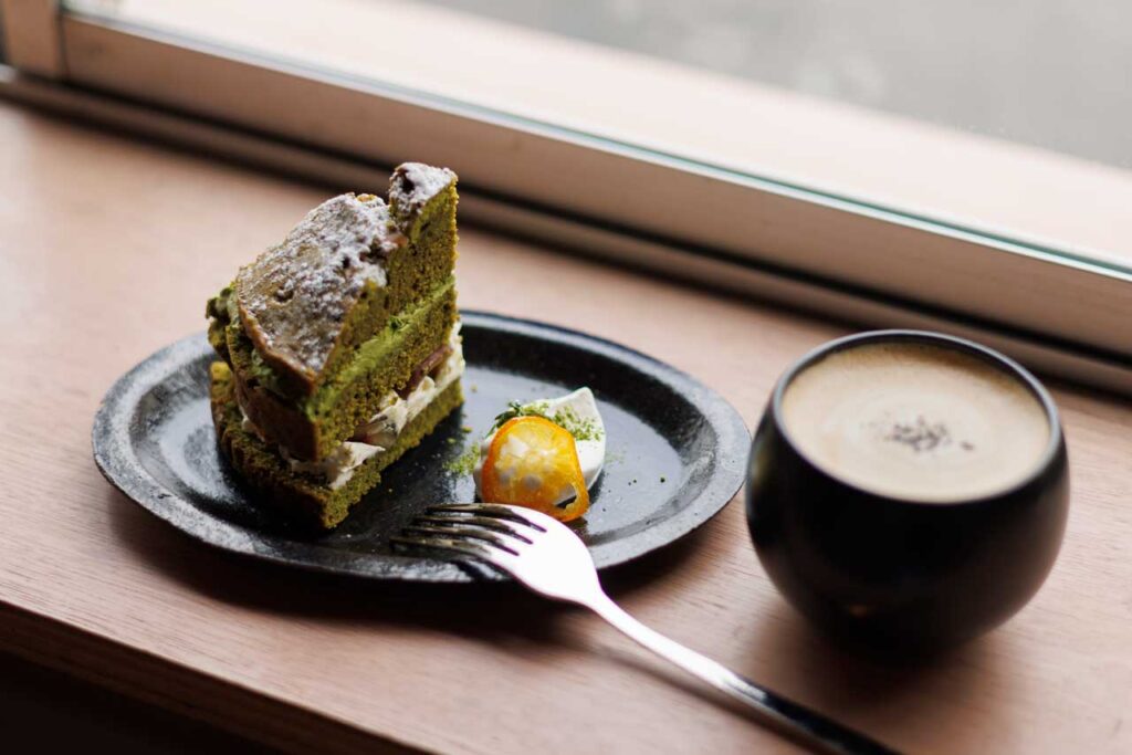 ＆Hoek 抹茶ケーキ