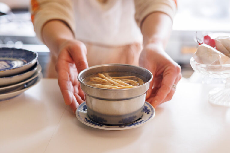 百合の花の蒸湯