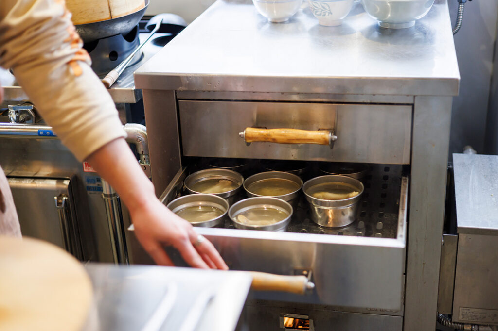 百合の花の蒸湯
