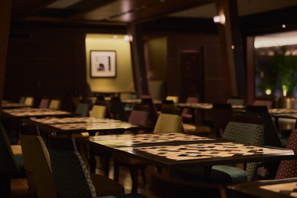 京都センチュリーホテル　ラジョウ　内観