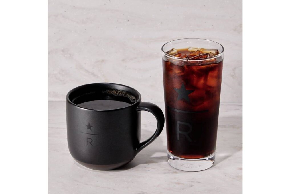 スターバックス コーヒー 京都三条大橋店のリザーブ マグカップ