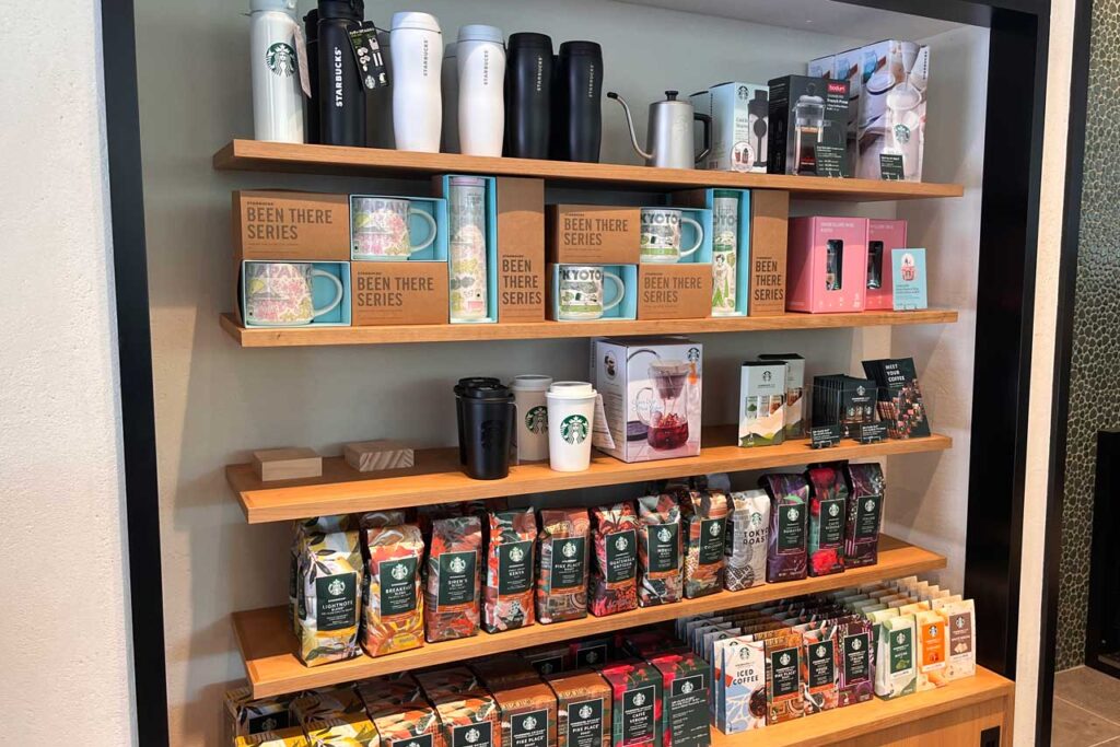 スターバックス コーヒー 京都市役所店 内観