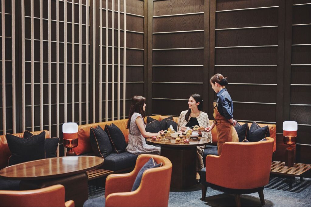 ヒルトン京都　LATTICE LOUNGE　内観