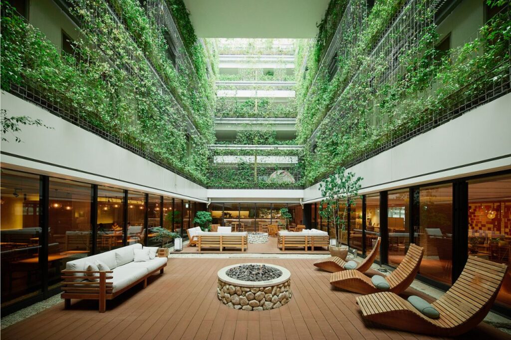 GOOD NATURE STATION 中庭