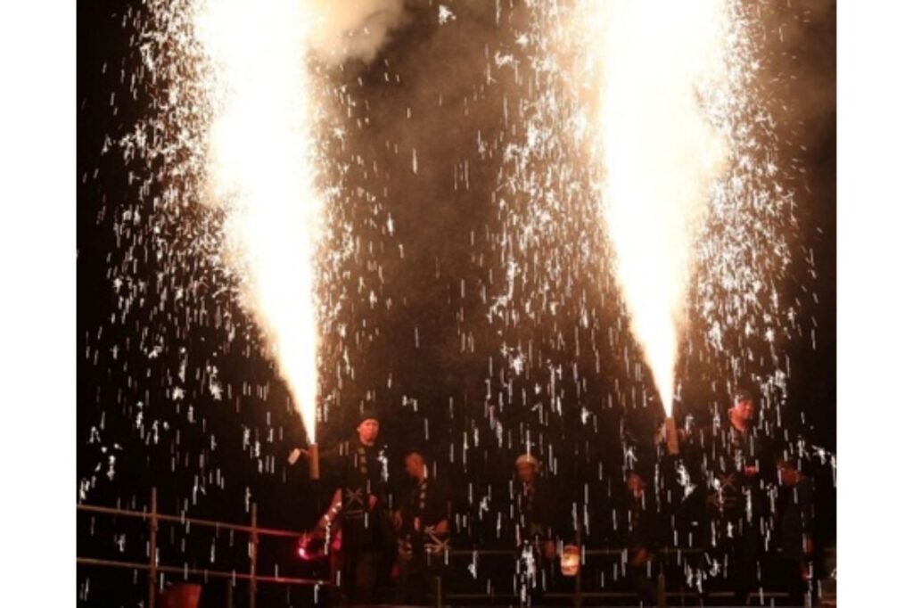 みたらし祭 手筒花火神事