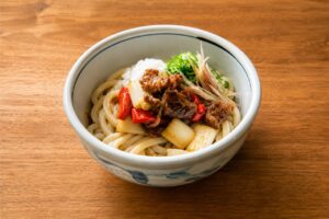 うどん一番槍　看板メニュー「一番槍うどん」