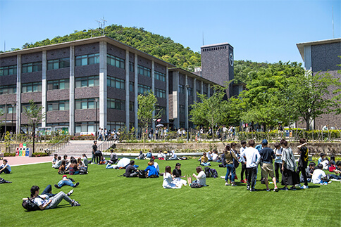 立命館大学衣笠キャンパス 大学に突撃 学食グルメ Web Leaf