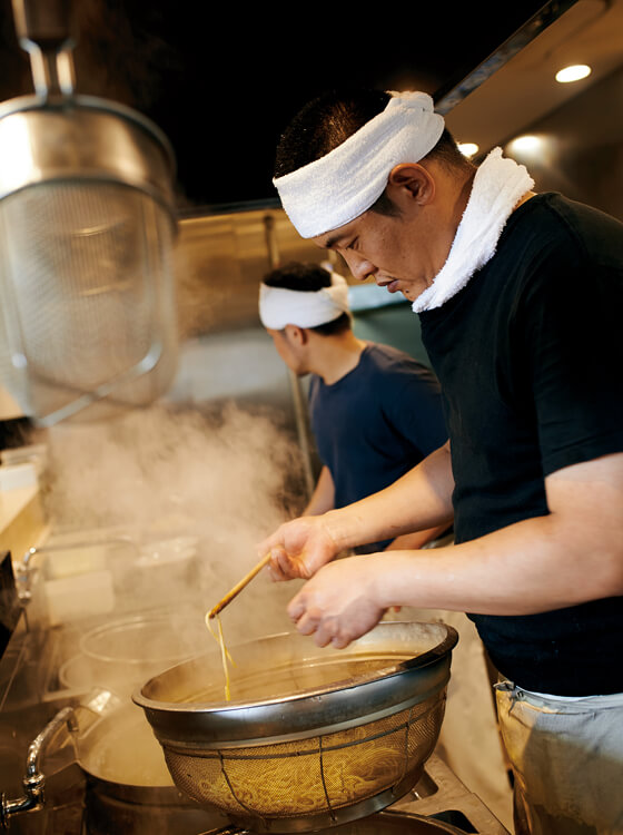 麺屋 たけ井 R1号店